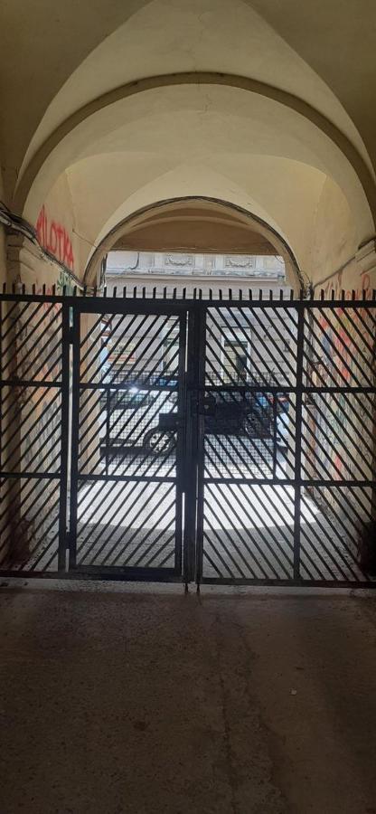 Центрові апартаменти Ивано-Франкивск Екстериор снимка